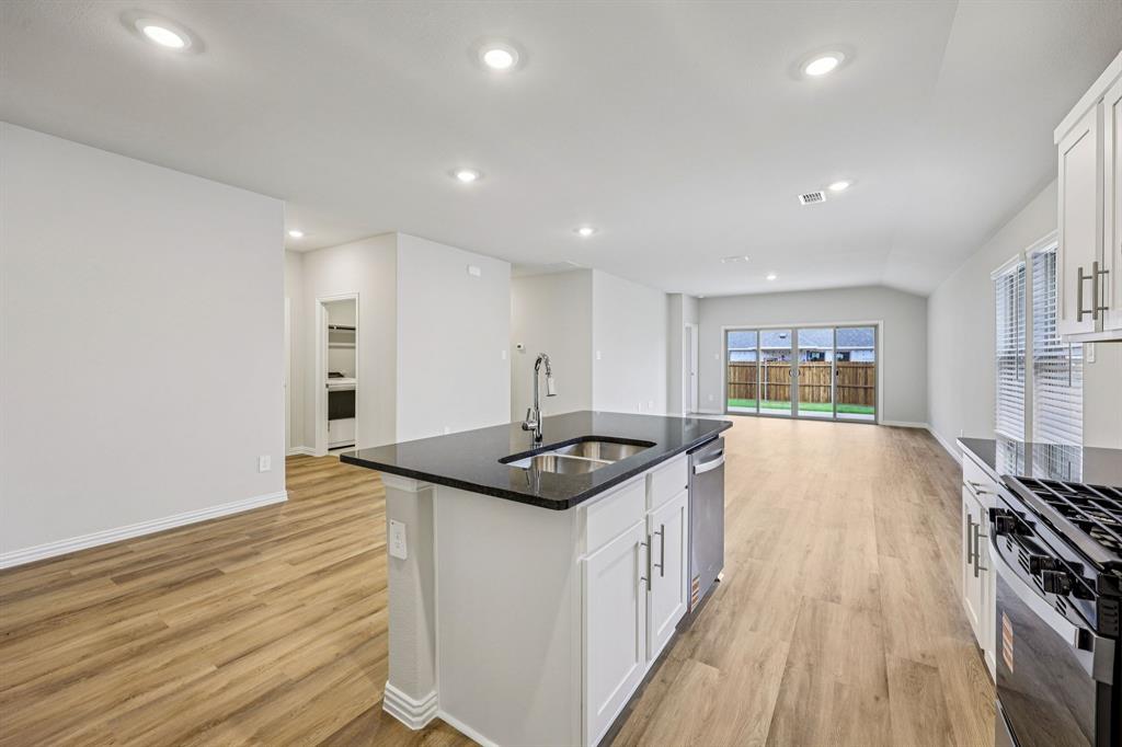 2127 Longchamp Lane