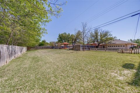 Tiny photo for 1507 Crescent Drive, Sherman, TX 75092 (MLS # 21221747)