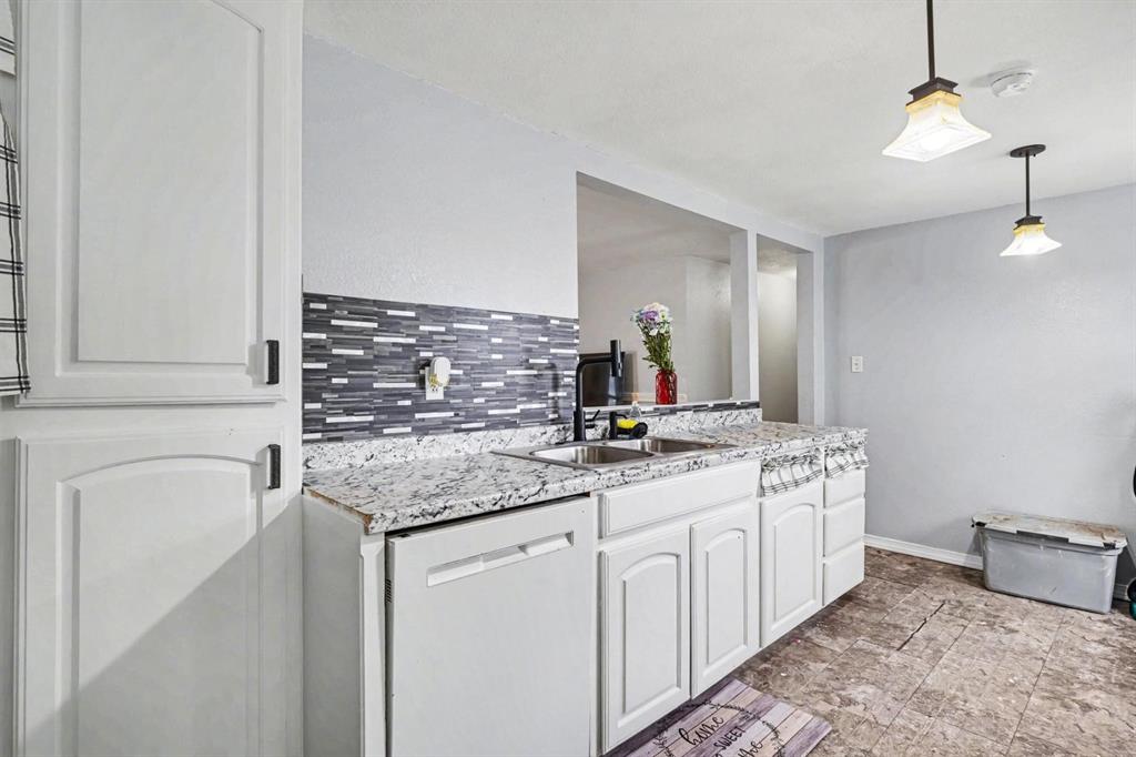 Lake Edge Harbor - Residential