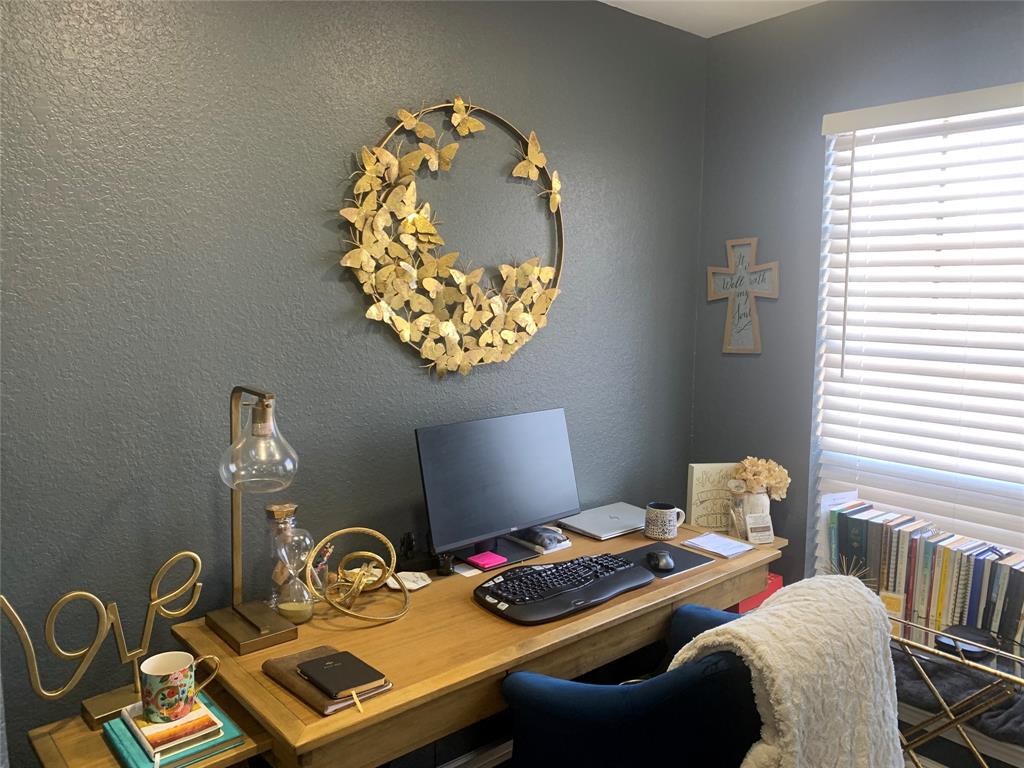 Preston On Lake Condo - Residential Lease