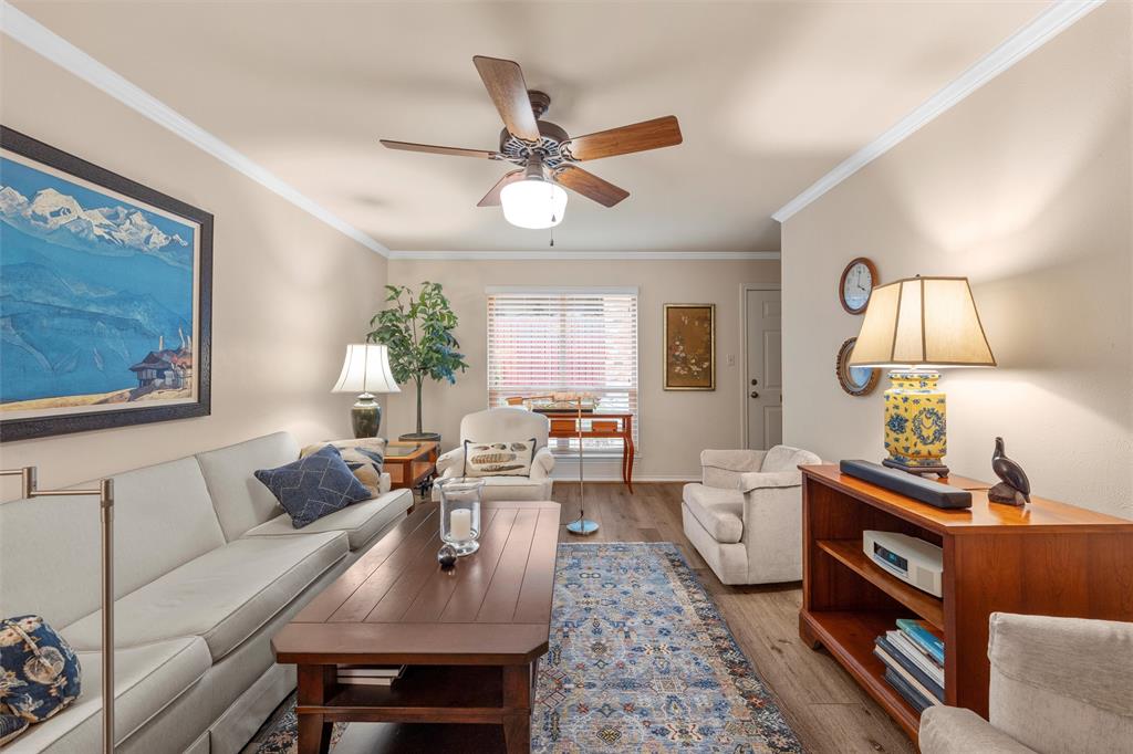 5032 Lake Shore Drive