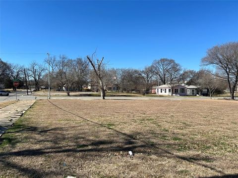 1333 Evans Avenue Fort Worth TX 76104