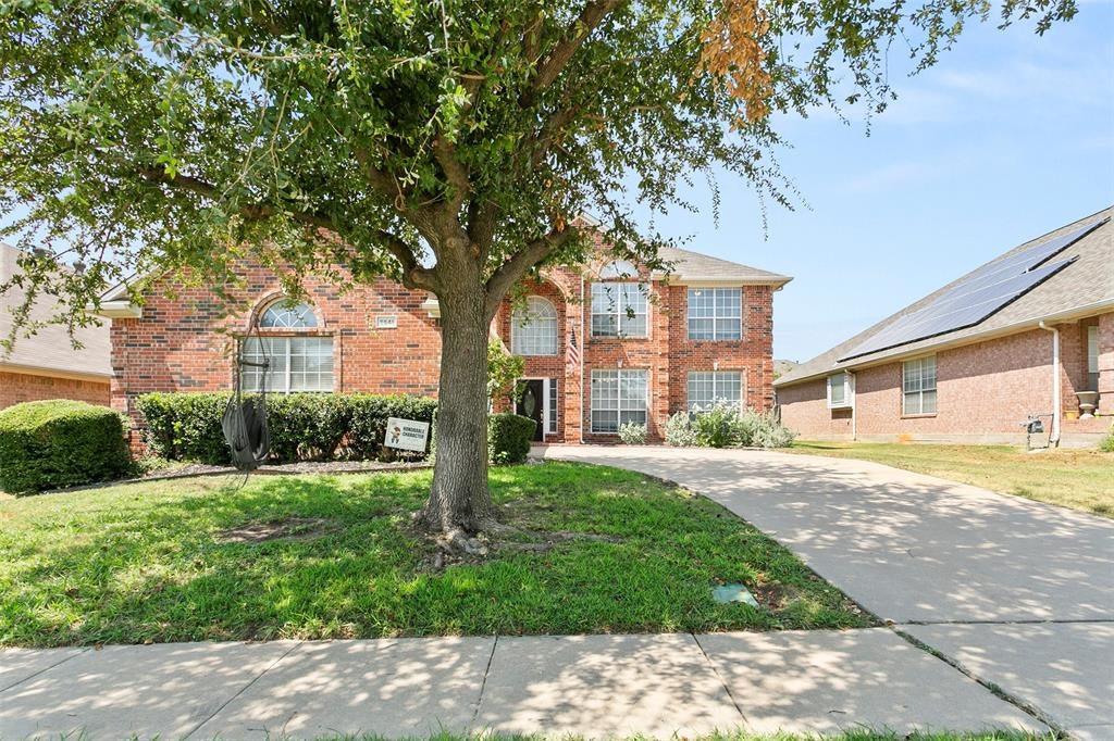 8641 Shadow Trace Drive