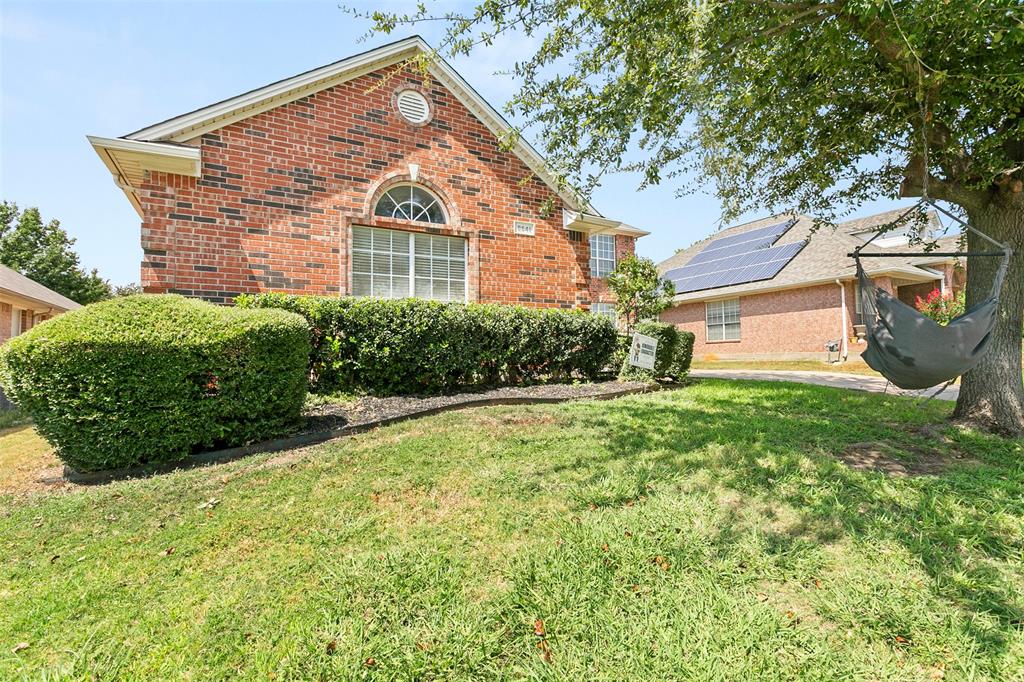 8641 Shadow Trace Drive