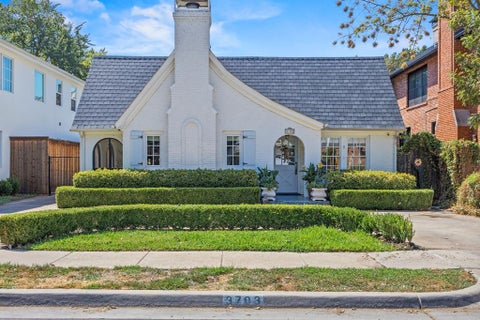 Photo of 3703 Granada Avenue, University Park, TX 75205 (MLS # 21383565)