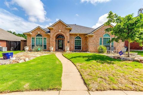 Single Family Residence in Frisco TX 11916 Auburn Lane.jpg