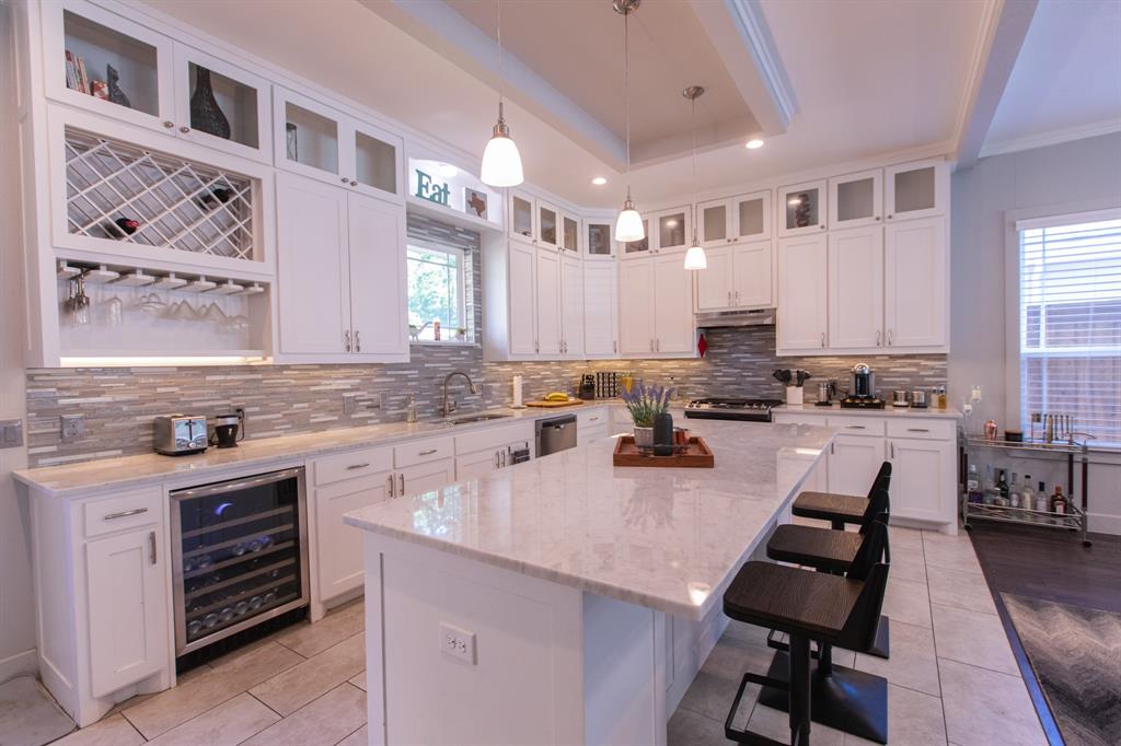 902 S Marlborough Avenue