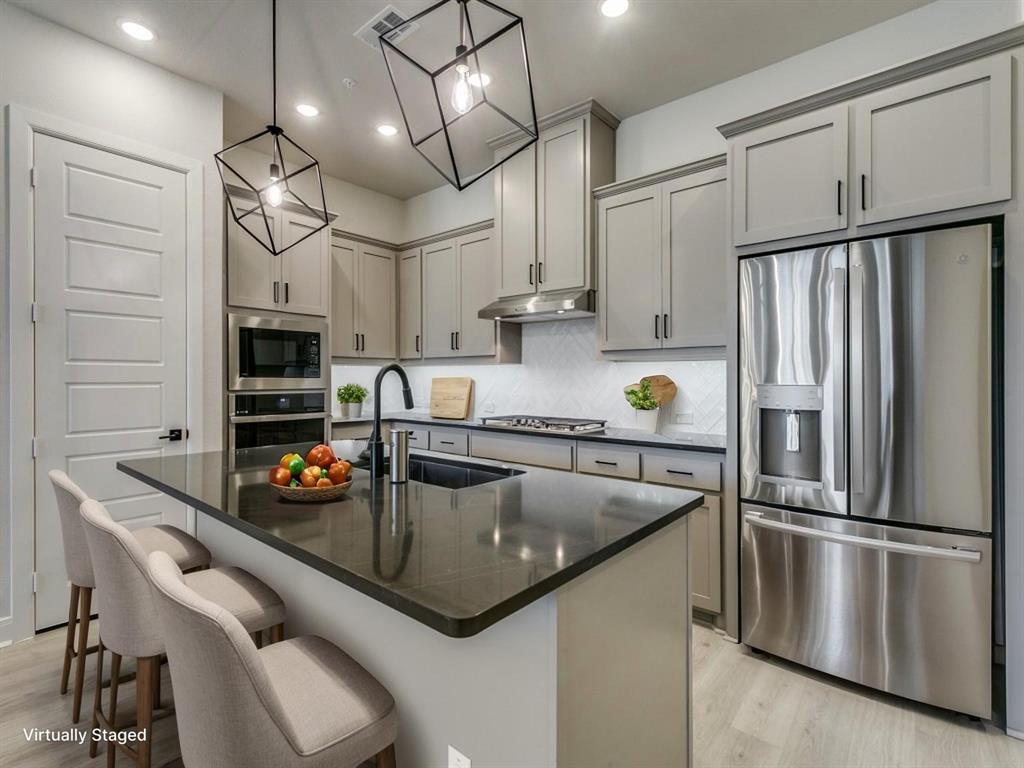 Hillside at Las Colinas - Residential Lease