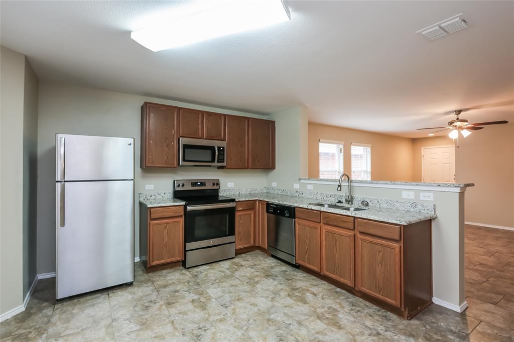 Kingspoint - Residential Lease