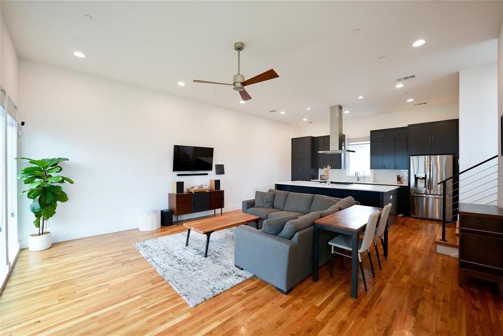 2203 Moser Condos - Residential Lease