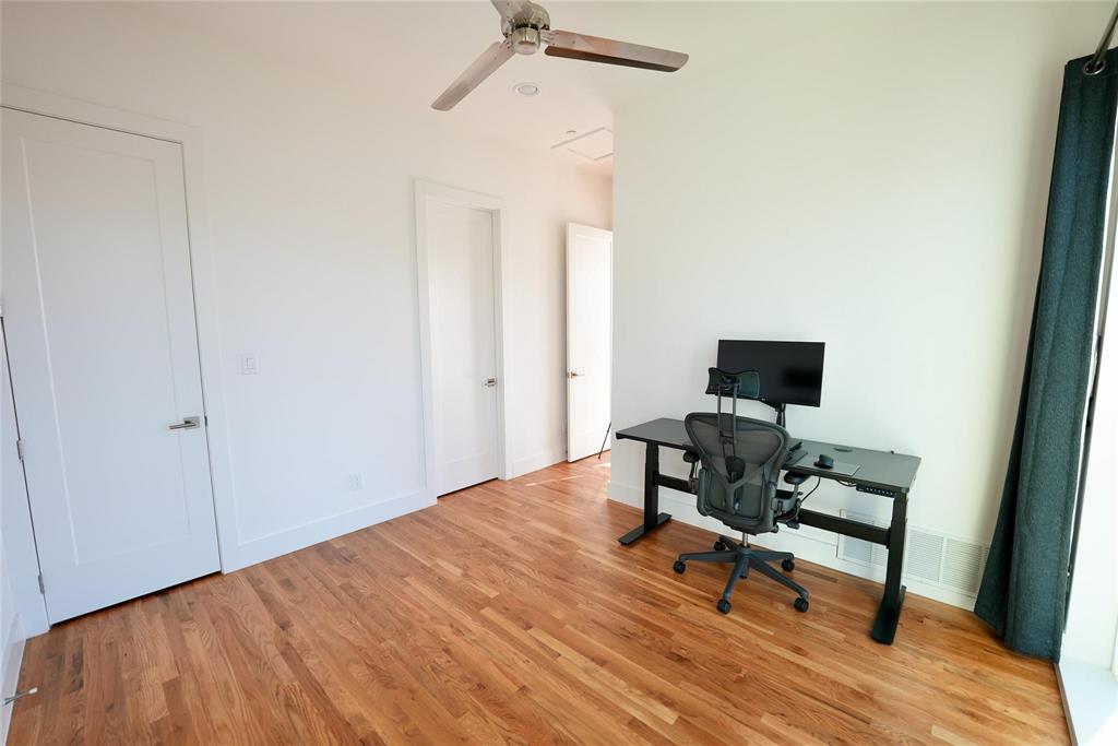 2203 Moser Condos - Residential Lease