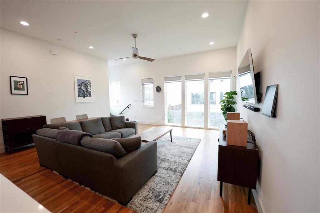 2203 Moser Condos - Residential Lease