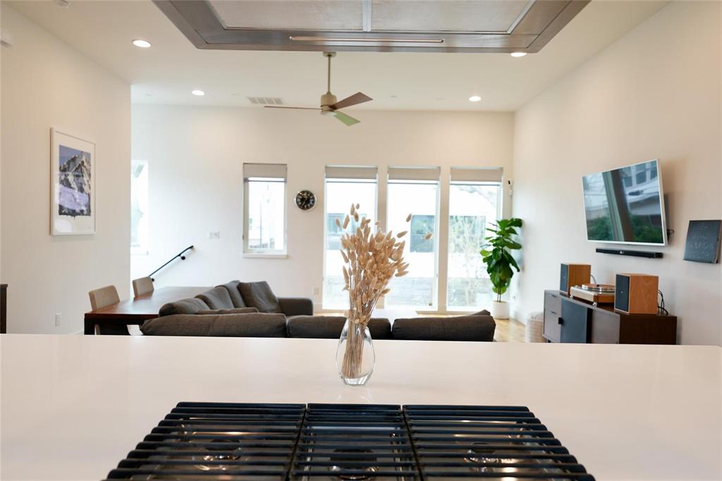 2203 Moser Condos - Residential Lease