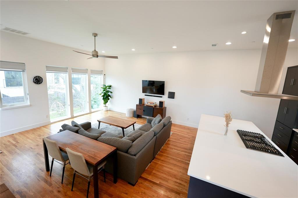 2203 Moser Condos - Residential Lease