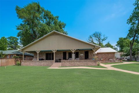 A home in Gun Barrel City