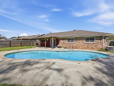 1516 Armstrong Drive Plano TX 75074