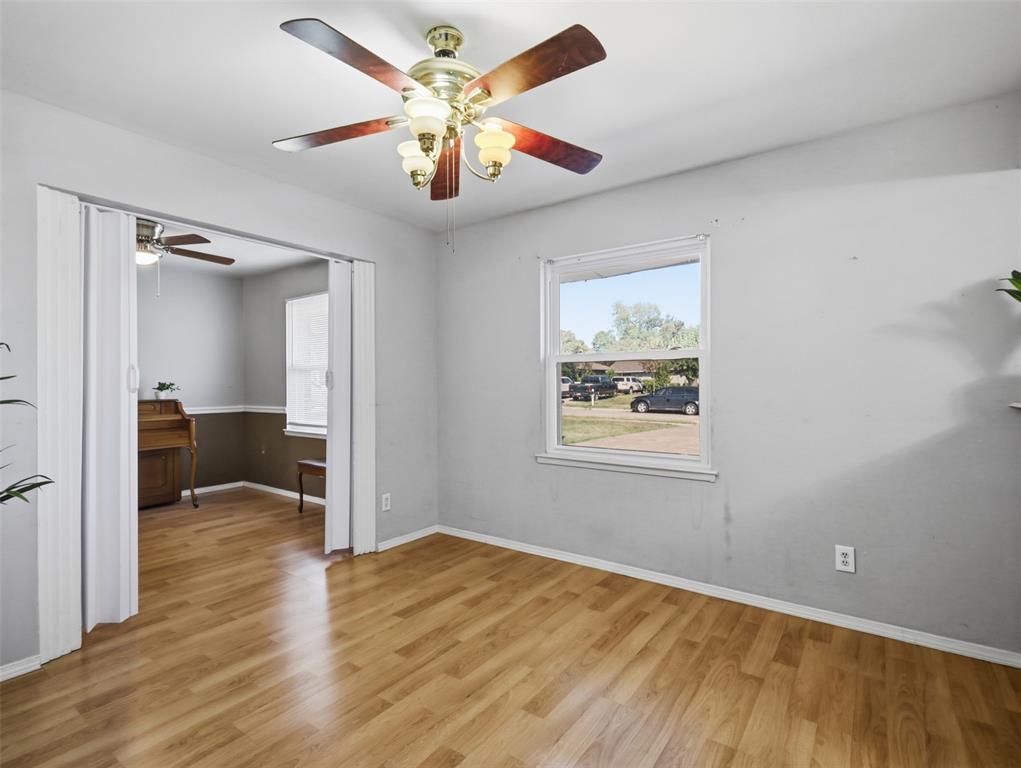 1516 Armstrong Drive