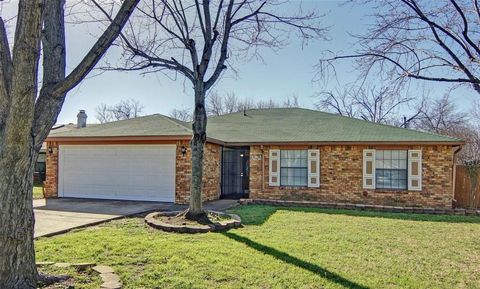 322 Tenery Lane Duncanville TX 75116