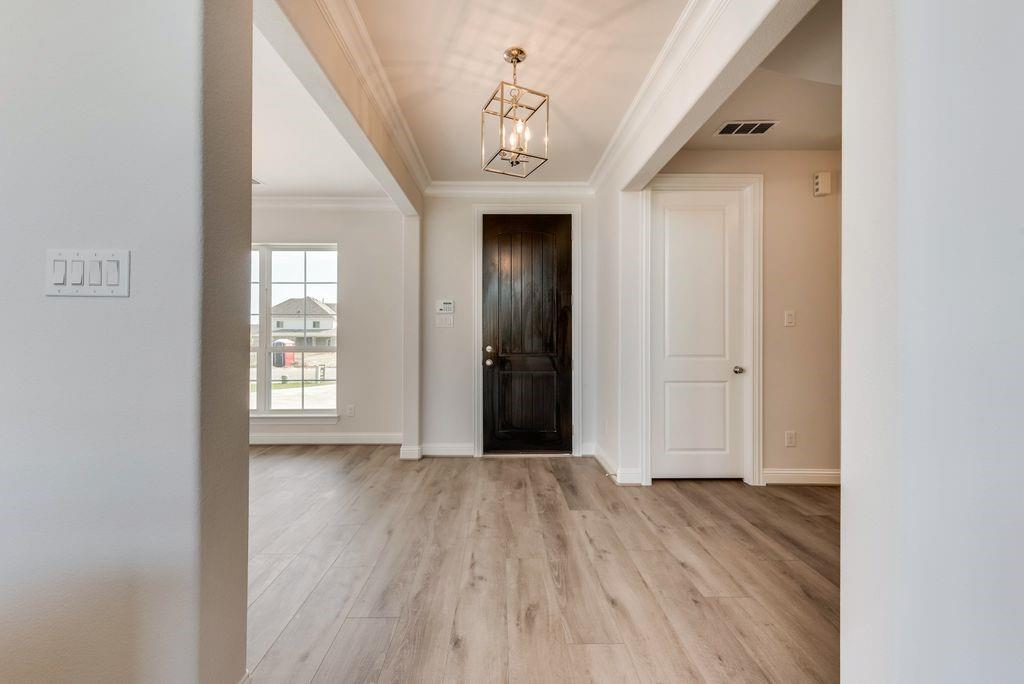 3430 Ridgecross Drive