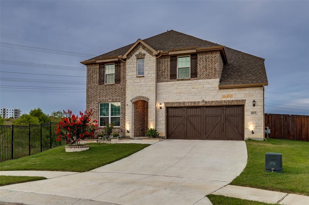 1002 Lakebend Court