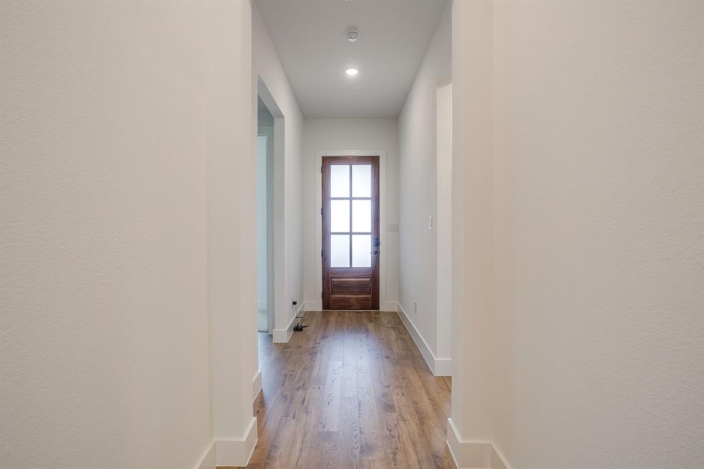 722 Feathergrass Court W