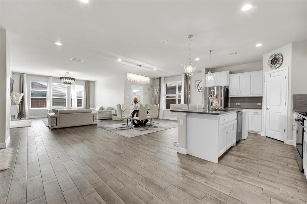 Trails of Elizabeth Creek - Residential Lease