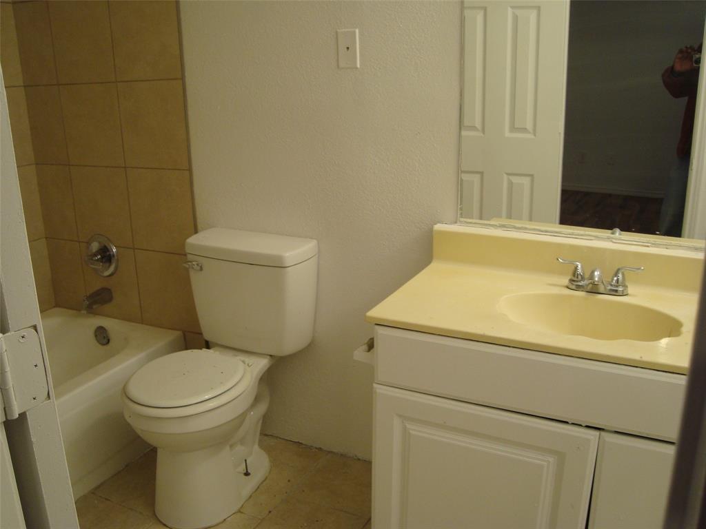 HillTop Estates - Residential Lease