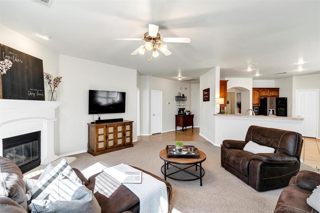 Fort Worth, Texas 76244, United States, 3 Bedrooms Bedrooms, ,2 BathroomsBathrooms,Residential,Active,84462