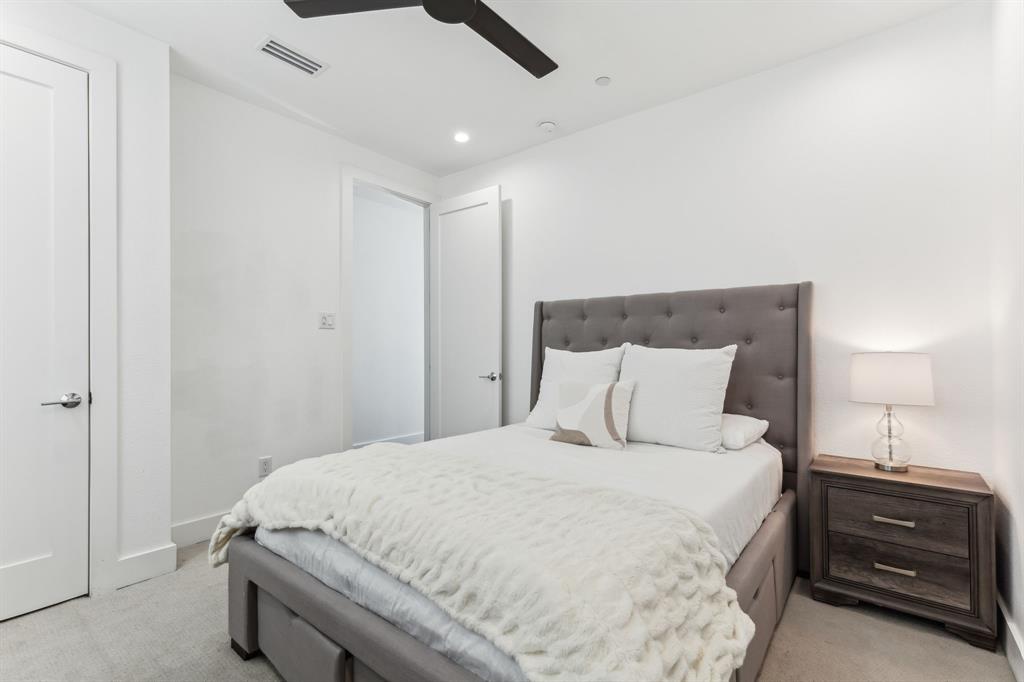 4805 Manett Condos - Residential