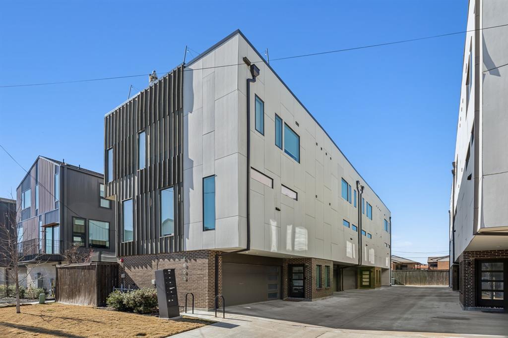 4805 Manett Street 102