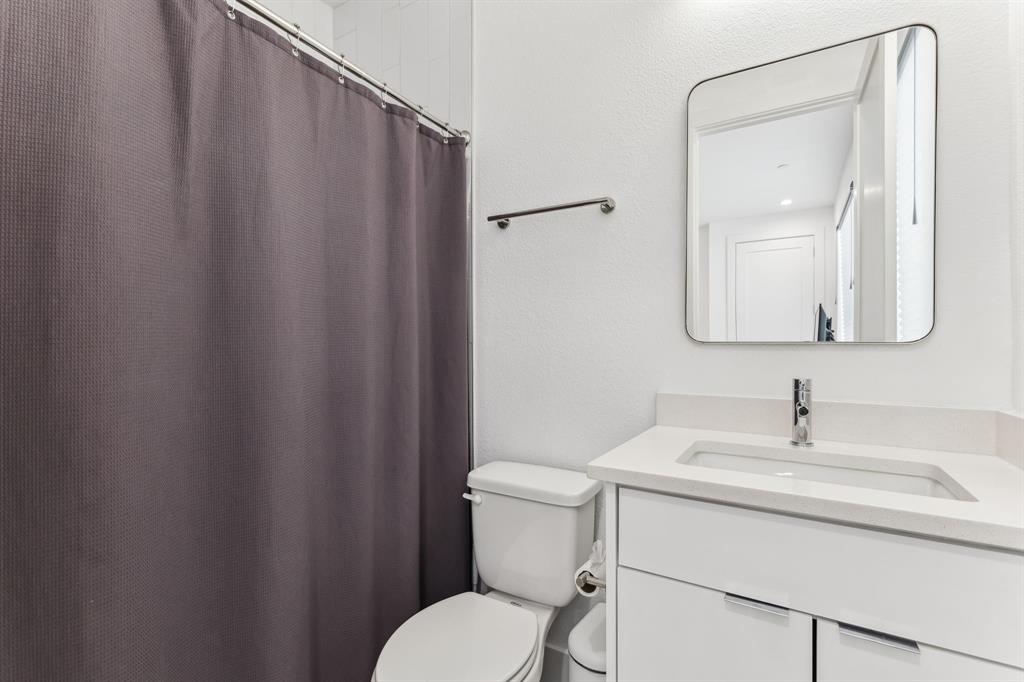 4805 Manett Condos - Residential