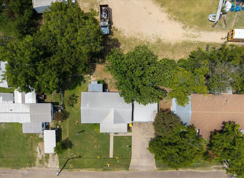 806 Mosley Drive