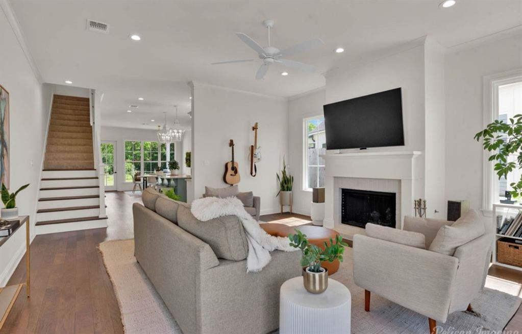 2112 Old Grove Circle