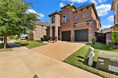 Photo of 925 Nathanael Greene Court, Aubrey, TX 76227 (MLS # 21269991)