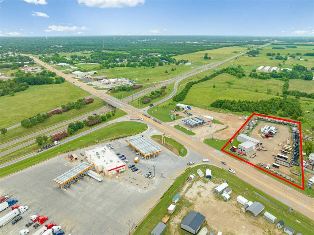 City of Paris - Commercial Sale