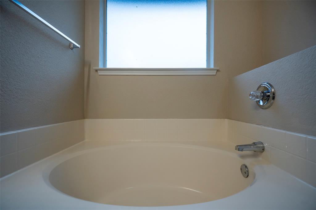 Mistletoe Hill Ph I & II - Residential