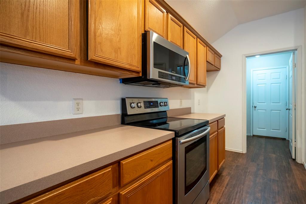 Mistletoe Hill Ph I & II - Residential