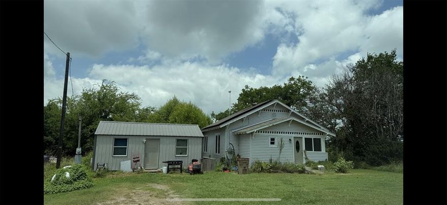 Looking for your next investment or a property to make your own? This unique 1.27 acre tract offers a rare opportunity with multiple living quarters on-site, perfect for extended family, guest space, or rental income. The main home is ready for your vision bring your remodeling ideas and unlock the full potential of this versatile property. Nestled just minutes from all the dining, shopping, and entertainment Sulphur Springs has to offer, you'll enjoy the perfect blend of space, privacy, and convenience. Whether you're an investor looking for your next project or a homeowner eager to customize your dream space.