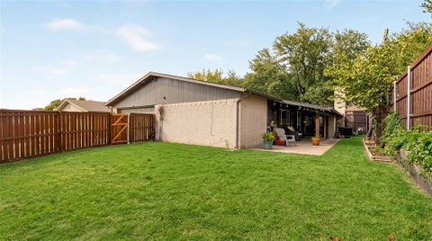 Tiny photo for 10854 Villa Haven Drive, Dallas, TX 75238 (MLS # 21396852)
