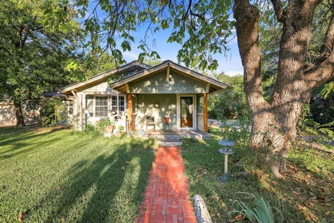 Photo of 1706 Morse Street, Commerce, TX 75428 (MLS # 21383699)
