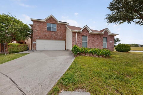 Photo of 1133 Redman Court, Mesquite, TX 75149 (MLS # 21315065)
