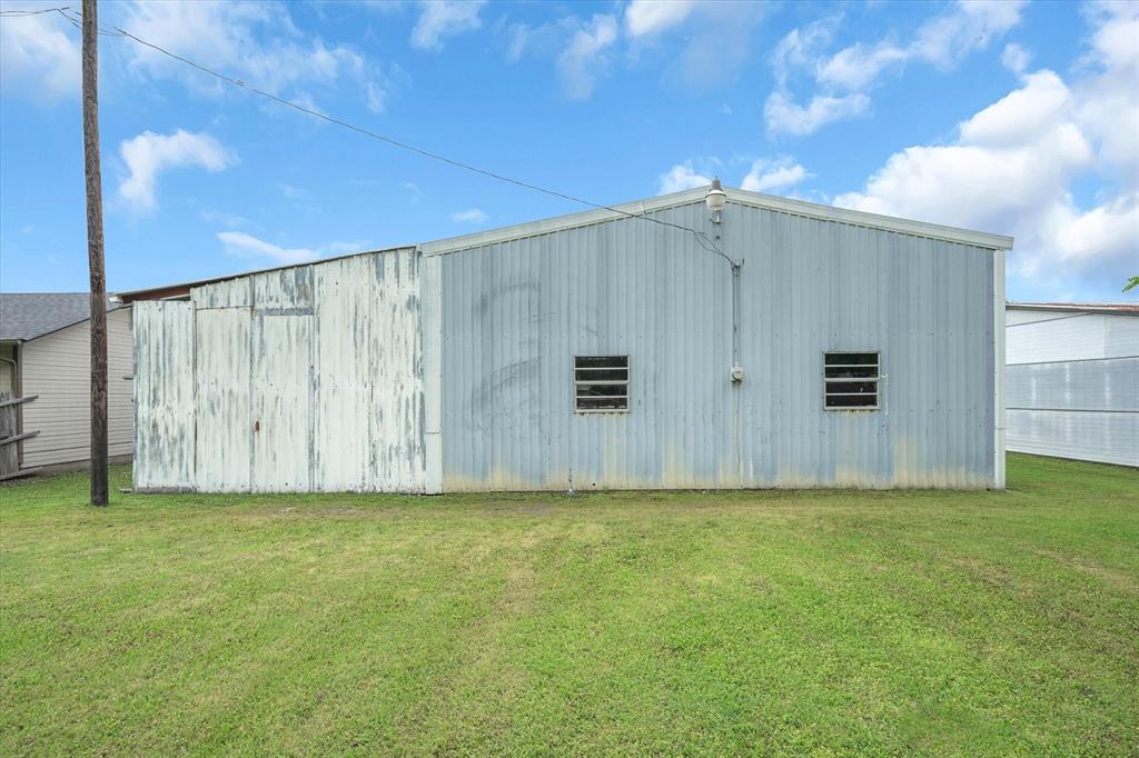 Mccasland - Commercial Sale