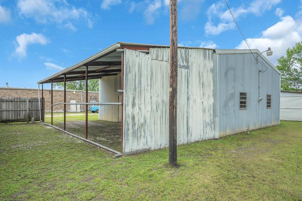 Mccasland - Commercial Sale