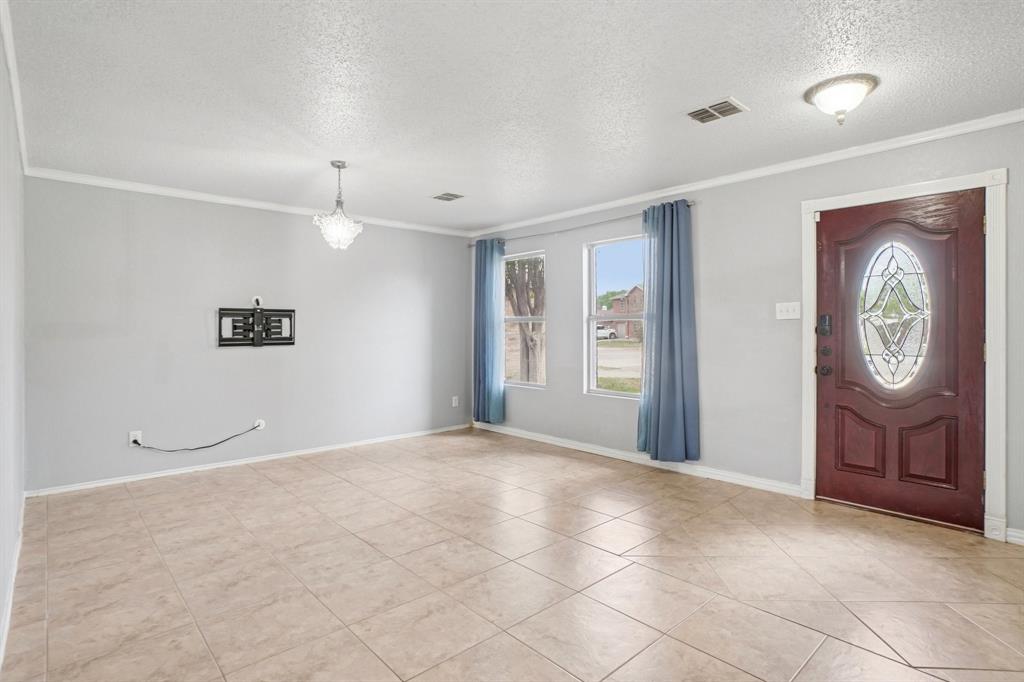 2304 Red Oak Drive