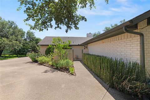 5963 River Bend Drive Benbrook TX 76132