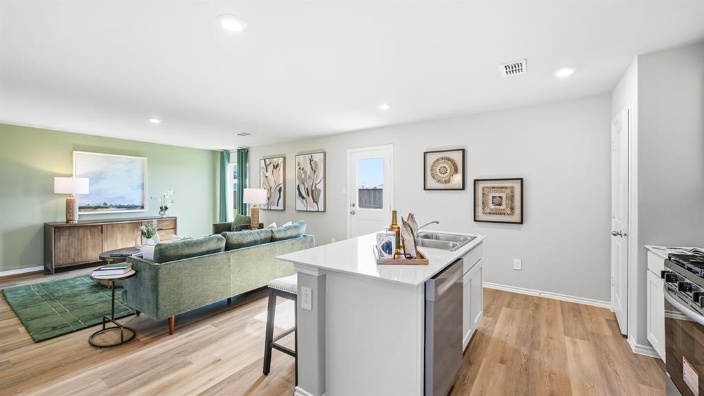 Hickory Grove - Residential