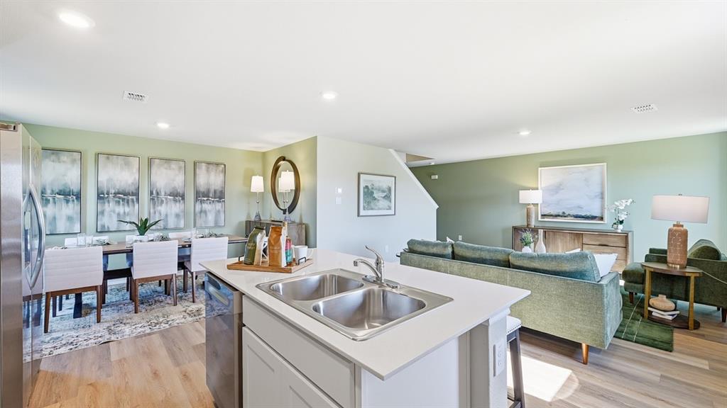 Hickory Grove - Residential