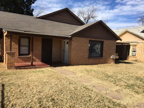 Photo of 1850 Chestnut Street, Abilene, TX 79602 (MLS # 21402408)