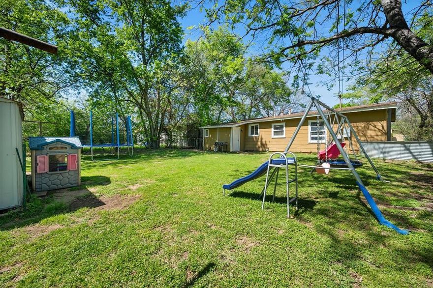 This older 1953 home has character, potential, and a great chance for the next owner to make it their own. Some updates have already been done over the years. With easy access to downtown Fort Worth and major freeways, this could be a great fit for a buyer looking for an affordable home with room to add their own personal touch. The back yard has plenty of space to play or relax with mature trees and plenty of shade. Flex space off the kitchen could be used as a dining room, office space, play room, or 2nd living area.