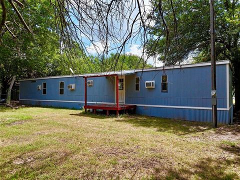 2010 Spring Court Azle TX 76020